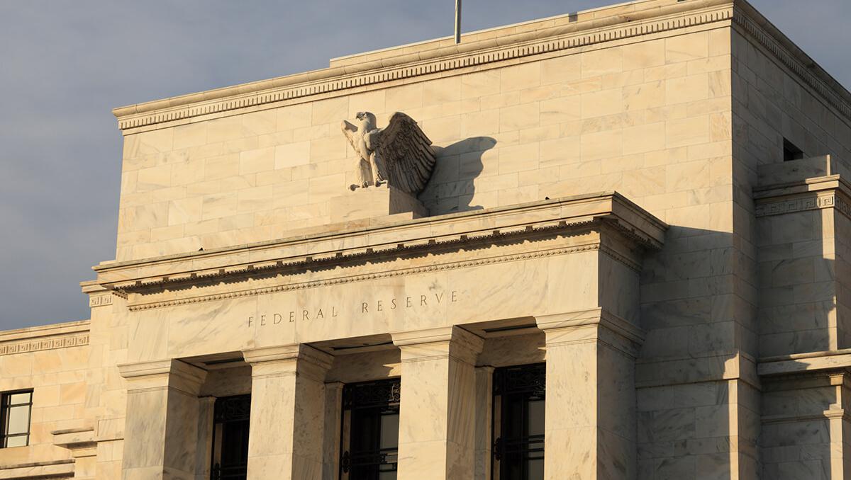 Long-term rates are falling again